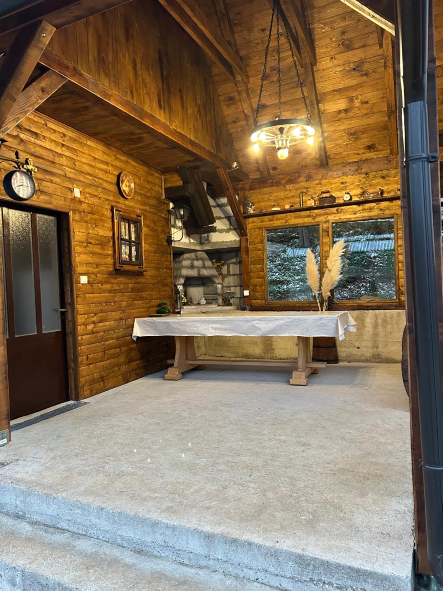 Apartment Kuca Za Odmor Ema *