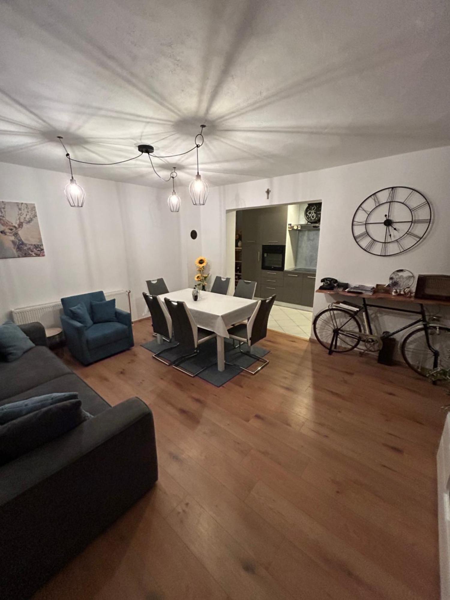 Apartment Kuca Za Odmor Ema *